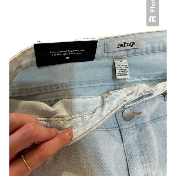 Refuge Jeans NWT - Picture 6 of 6